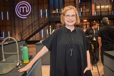 Mónica Dionne reta a la suerte en la cocina