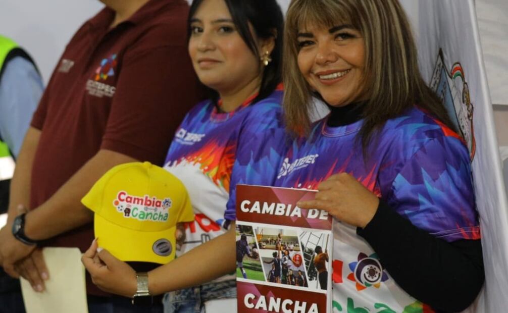 El programa Cambia de Cancha iniciará el 29 de noviembre en 34 espacios recuperados de 17 comunidades que son prioritarias para el gobierno municipal, informó la presidenta Azucena Cisneros Coss.
Foto: Especial.