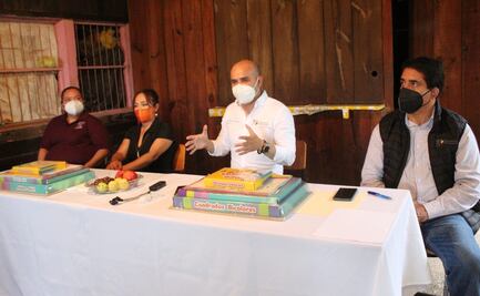 Regresan a clases más de un millón de alumnos de educación básica en Michoacán