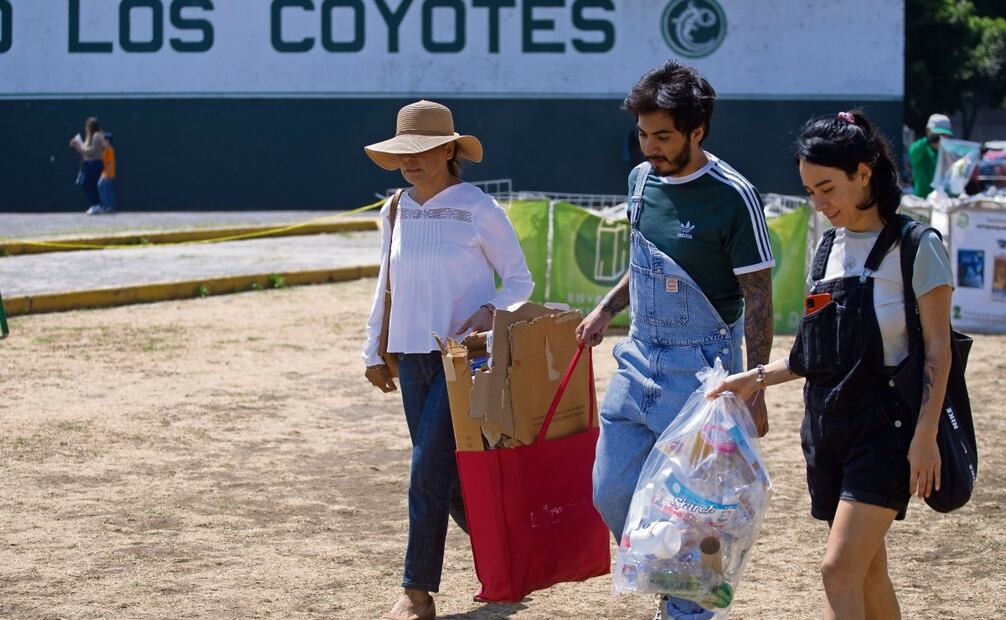 El Mercado de Trueque es itinerante y se realiza el segundo domingo de cada mes en diferentes zonas; el 9 de marzo fue en el zoológico Los Coyotes. Foto: Germán Espinosa / EL UNIVERSAL