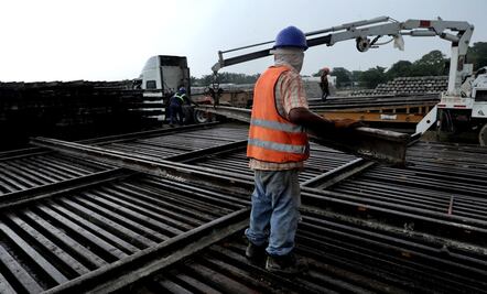 Justifica AMLO compra de balastro a Cuba para obras del Tren Maya