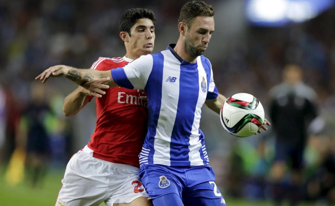 Miguel Layún estuvo presente en el once ideal. Foto: Reuters