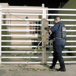 Pelea de socios provoca secuestro de 27 personas
