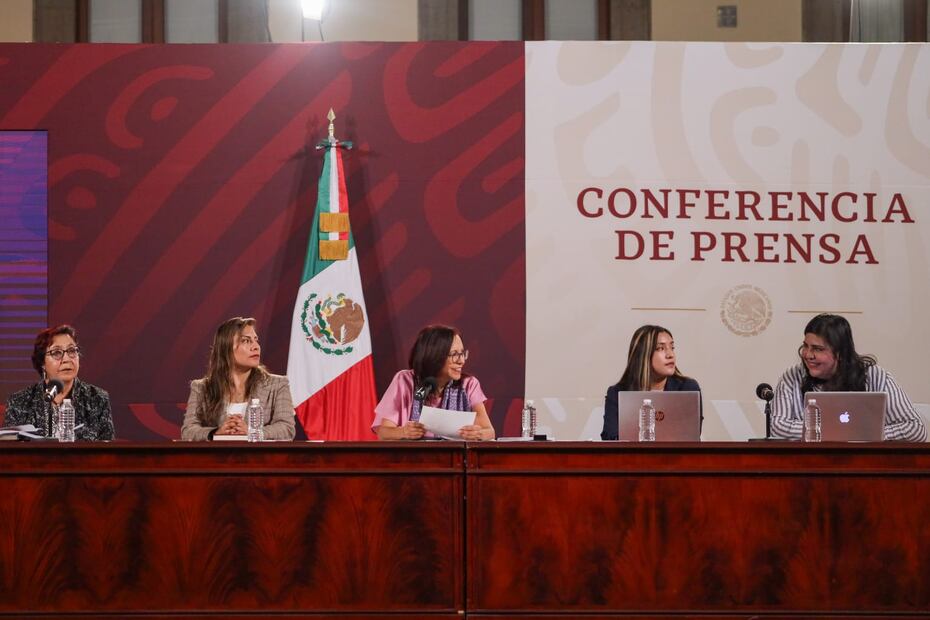 Conferencia de prensa encabezada por la secretaria de Educación Pública, Leticia Ramírez Anaya, sobre los nuevos libros de texto de la SEP.

Foto: Hugo Salvador/ El Universal