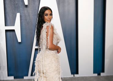 Kim Kardashian usó vestido vintage de Alexander McQueen para el after party de los Oscar