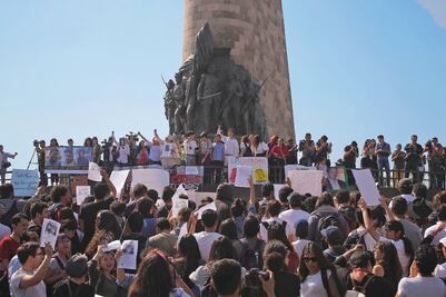Gobierno de Jalisco ofrece un millón de pesos para dar con cuatro estudiantes