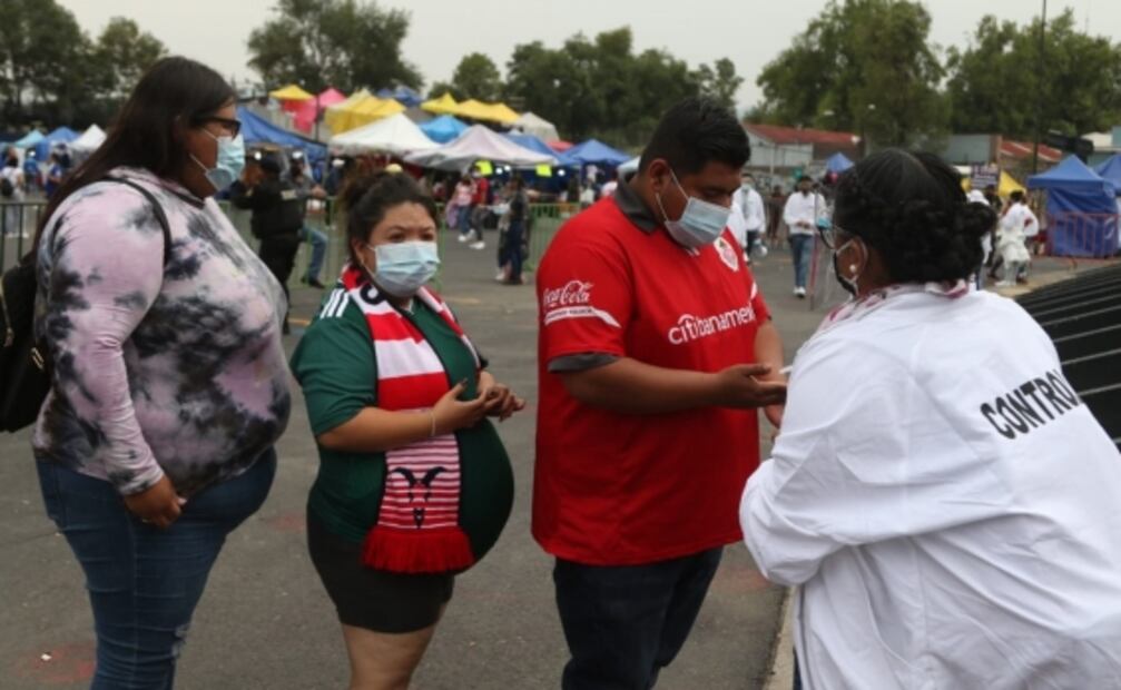 Regresan aficionados al Estadio Azteca; despliegan operativo previo al Cruz Azul vs Toluca