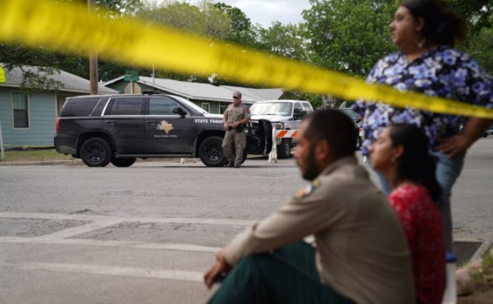 "Por favor, envíen a la policía ahora": Niña suplicó ayuda al 911 durante masacre en Texas