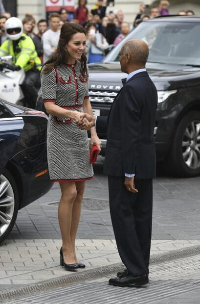 Este es el vestido Gucci de Kate Middleton que robó miradas en su visita al Museo Victoria & Albert