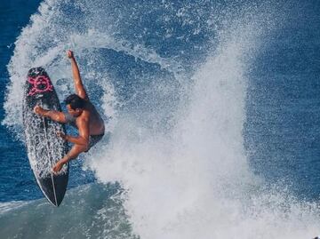 Jafet Ramos inicia con el pie derecho en el Pacífico Surf Open en Puerto Escondido