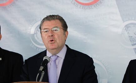 Renuncia al PAN el senador Búrquez; funda asociación civil