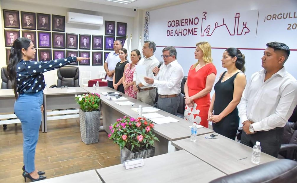 Nombran a la regidora Rosa Margarita Velázquez Valdez como alcaldesa sustituta de Ahome, Sinaloa (01/05/2025). Foto: Oficial