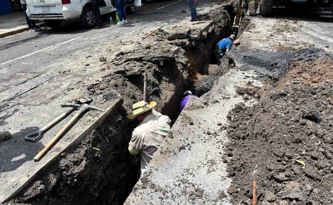Alcaldía Cuauhtémoc y Secretaría del Agua cambian 30 metros de drenaje en la colonia Obrera (27/07/2025). Foto: Especial