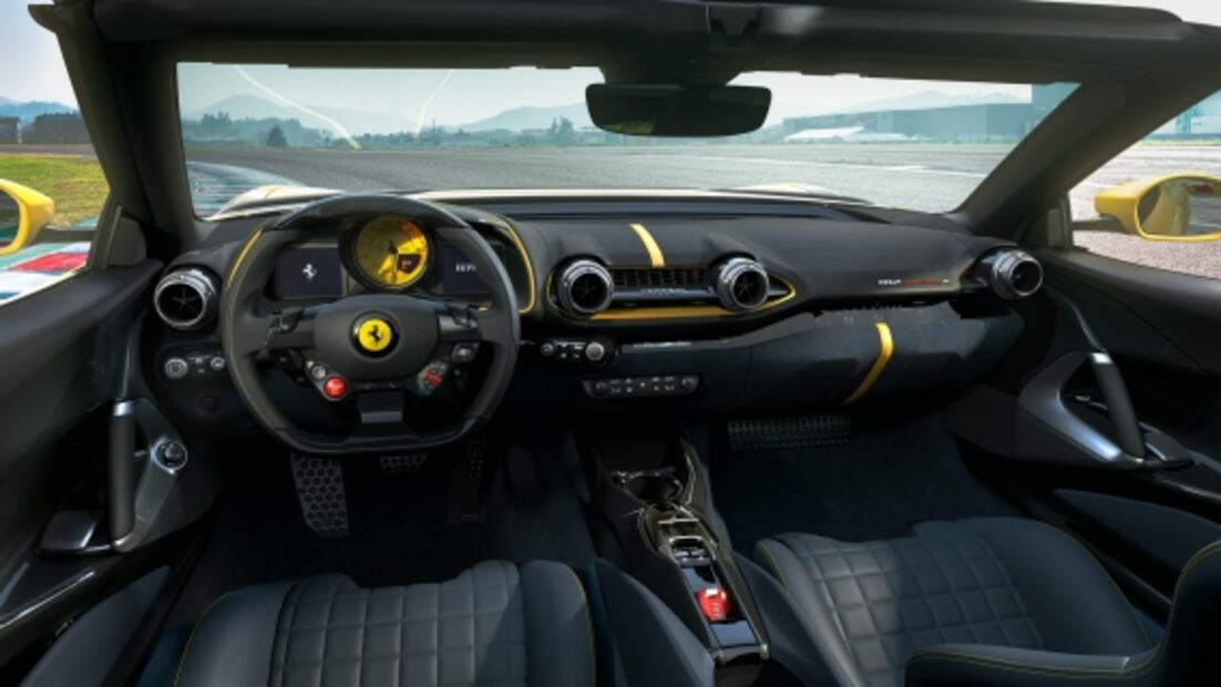 Ferrari presenta los exclusivos 812 Competizione y Competizione A