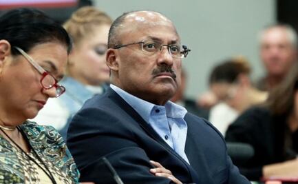 Reportan grave por Covid a René Juárez Cisneros, líder del PRI en Cámara de Diputados