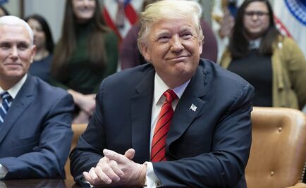 "Están en televisión, no se pongan nerviosas", dice Trump a mujeres astronautas