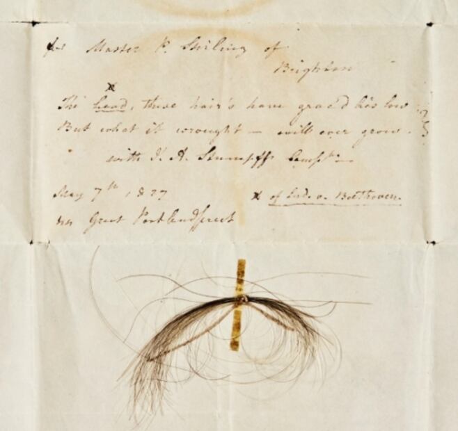 Subastarán un mechón de cabello de Beethoven