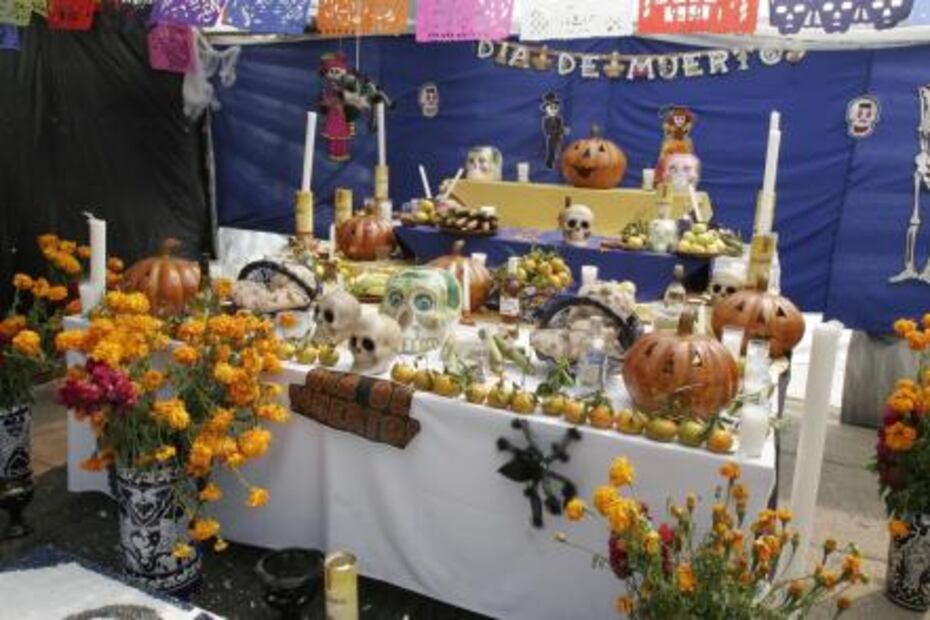 Platillos típicos en las ofrendas de Día de Muertos