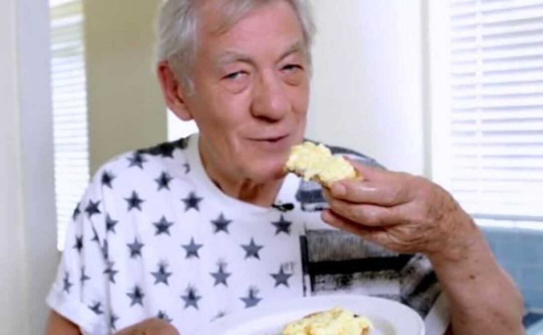 El video fue hecho en honor al éxito de la nueva película de McKellen, “Mr. Holmes”, en la que el actor interpreta al famoso detective en sus últimos años. FOTO: Especial