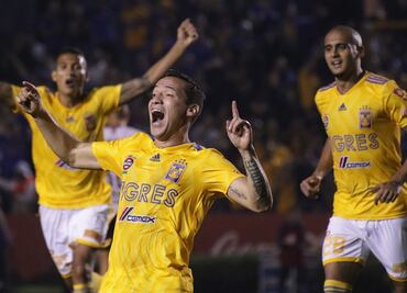 Tigres remonta ante Pumas en Liguilla