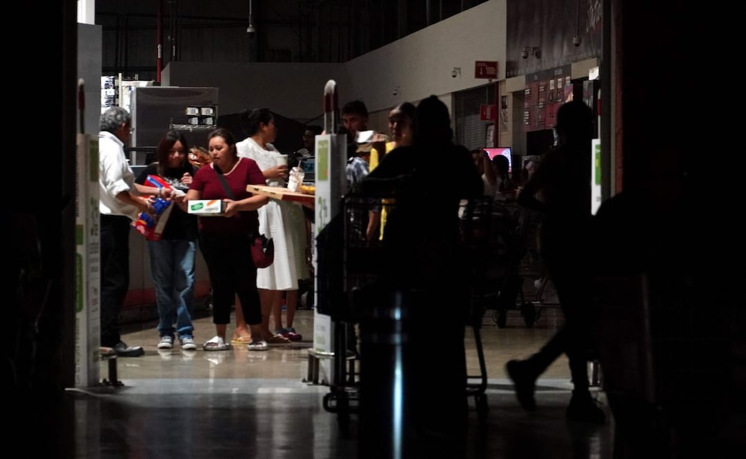 La península de Yucatán sufrió un apagón masivo, por lo que afectó Cancún, Quintana Roo, Campeche y Yucatán (26/09/25) Foto: Elizabeth RUIZ / AFP