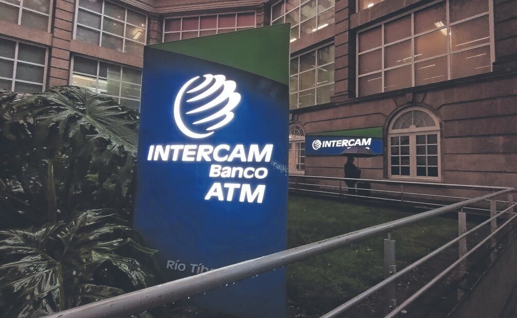 Intercam y CIBanco fueron desconectados del SPEI del Banco de México al menos 5 horas. Foto: Fernanda Rojas. El Universal