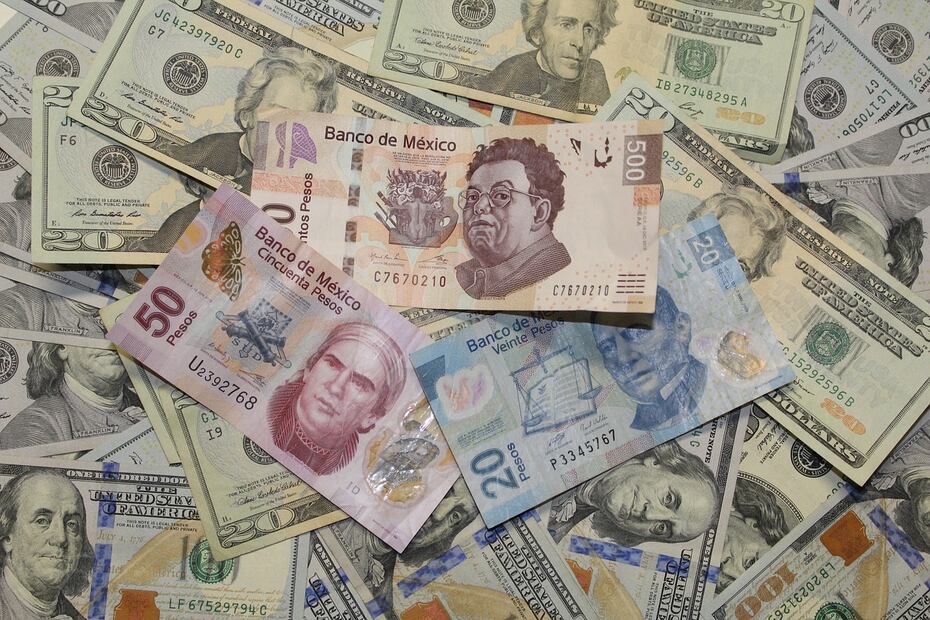 BBVA actualizó sus estimaciones del posible impacto que podría tener para varias entidades la aprobación del impuesto de 3.5% en el envío de remesas a México. Foto: Pixabay
