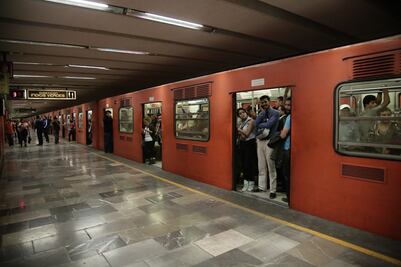 Recaba Metro 3.9 mmdp con alza