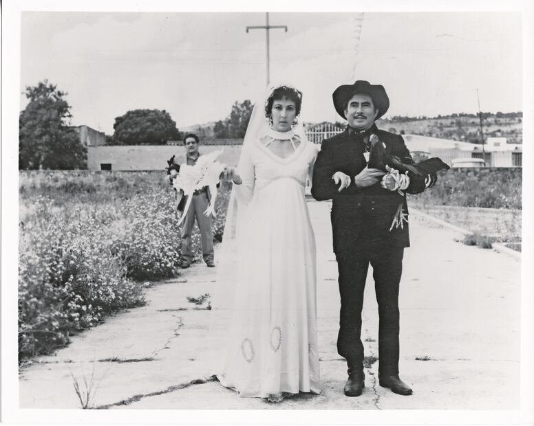 "El imperio de la fortuna" (1986), dirigida por Arturo Ripstein, con guion de Paz Alicia Garciadiego. En la imagen, Ernesto Gómez Cruz y Blanca Guerra. Foto: Archivo Mil Nubes-Foto