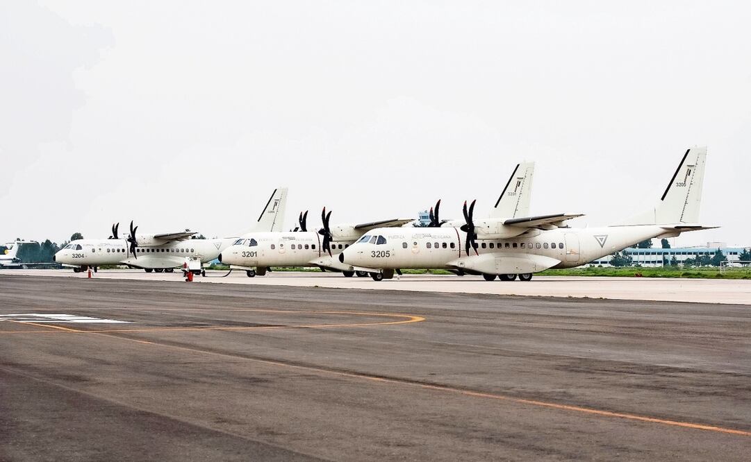 En la industria aérea se busca mejorar la eficiencia de los aviones y también utilizar combustibles sustentables. Foto: Archivo | El Universal
