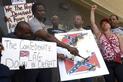 Mueren más en EU por racismo que por terrorismo: informe