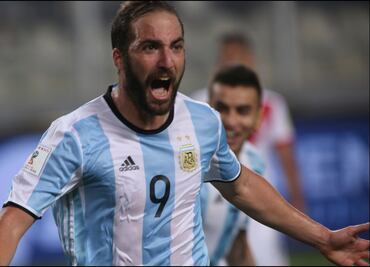 Higuaín se retira de la Selección Argentina
