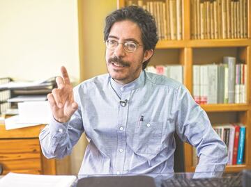 Enrique Márquez acusa a Pedro Salmerón de campaña contra Brenda Lozano