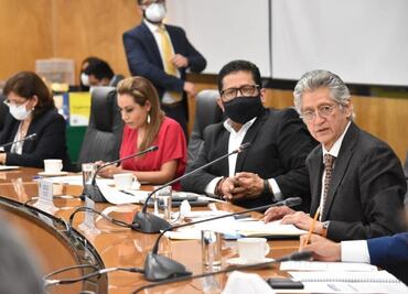 Auditor explica "pifia" a diputados; estima que cancelación del NAIM tarde 26 años