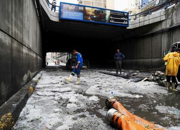 Inusual tormenta de granizo azota la ciudad egipcia de Alejandría; no se registran víctimas