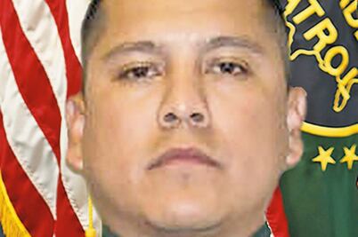 FBI ofrece recompensa en caso de agente