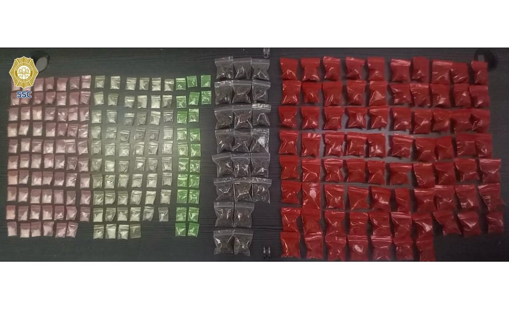 En el lugar se aseguraron 149 dosis de cristal y 99 bolsas con marihuana.
Foto: Especial.