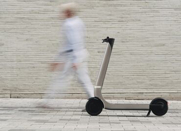 Este es el scooter hecho por ingenieros de F1