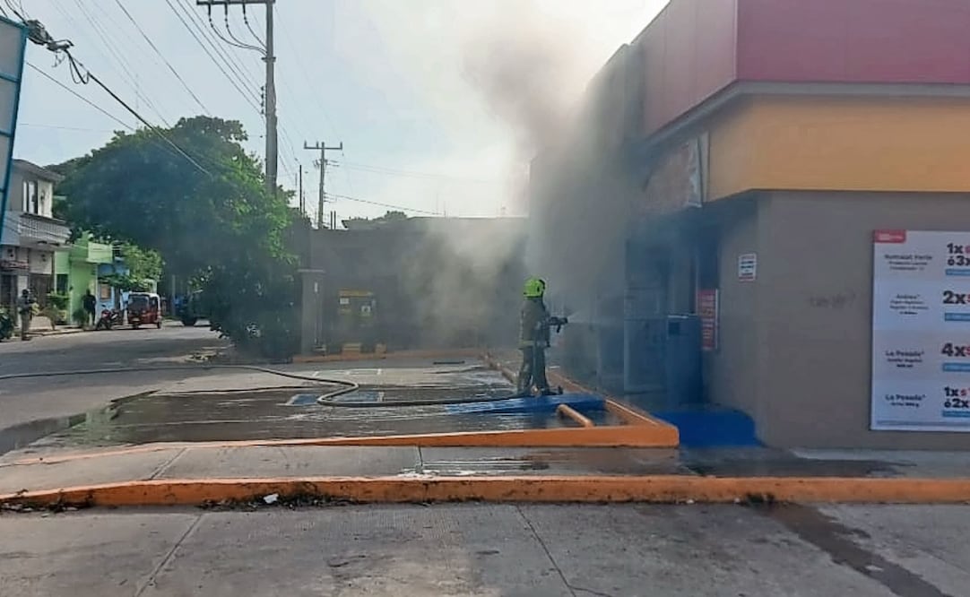 Ante los actos de vandalismo registrados este lunes, los concejales de Juchitán de Zaragoza denunciaron que estos hechos vulneran la tranquilidad de la comunidad y generan un ambiente de incertidumbre. Foto: Especial