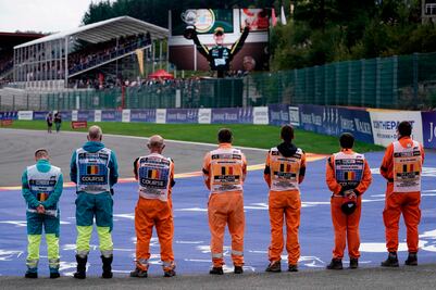 Emotivo minuto de silencio en memoria de Anthoine Hubert en el GP de Bélgica