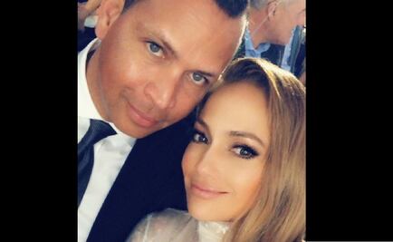 ¿Jennifer López comprometida? Cantante luce anillo y desata rumores