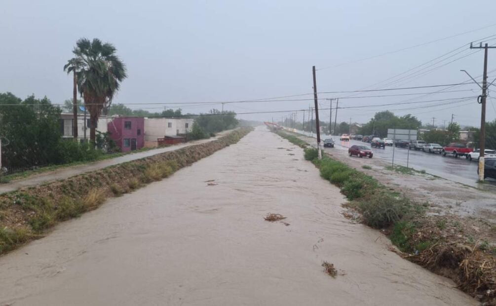 La fuerte tormenta provocó afectaciones en más de 30 colonias que quedaron inundadas en Piedras Negras, Coahuila (08/05/2025). Foto: Especial
