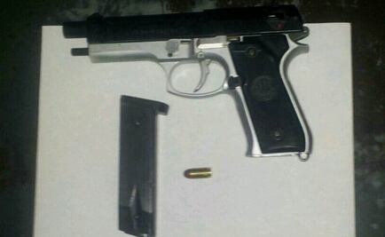 Arrestan a dos por robar con pistola de juguete