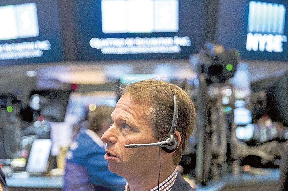 Los mercados de Nueva York cerraron el jueves con ganancias por la revisión al alza del desempeño de la economía estadounidense en el segundo trimestre (LUCAS JACKSON. REUTERS)