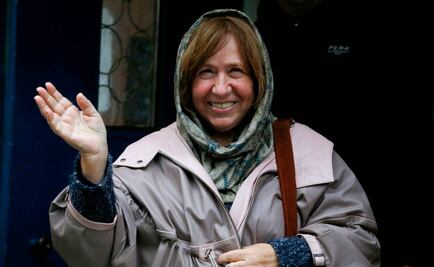 Presidente bielorruso felicia a Alexiévich pese a diferencias