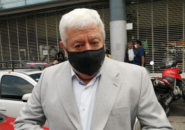 Jaime Maussan demandó por fraude y el proceso se alarga "más allá de las estrellas"