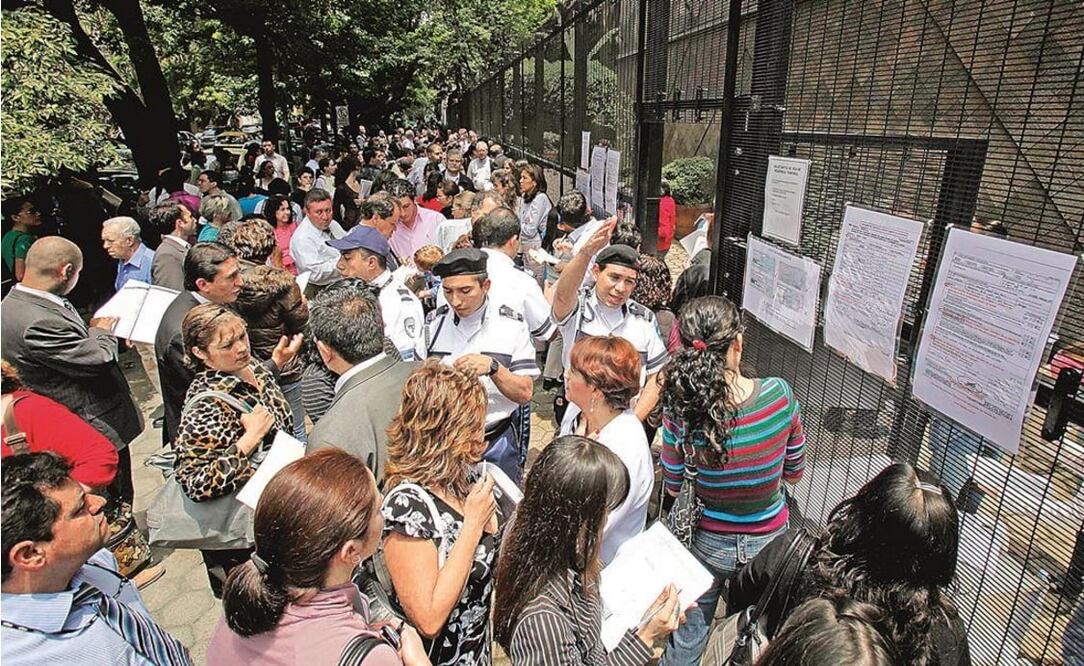 Long lines in front of the Canadian Embassy in Mexico City (Photo: EL UNIVERSAL / Archives)