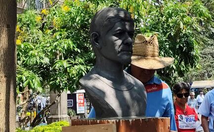 Colocan busto del activista Samir Flores en plaza de Morelos; siguen exigiendo justicia a 6 años de su asesinato