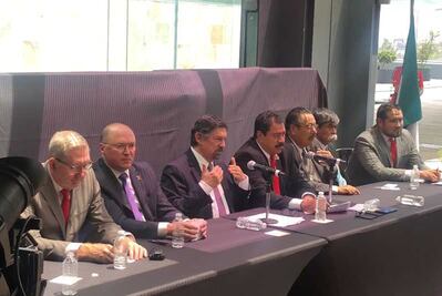 Abro la puerta a la reconciliación, dice Napoleón Gómez Urrutia