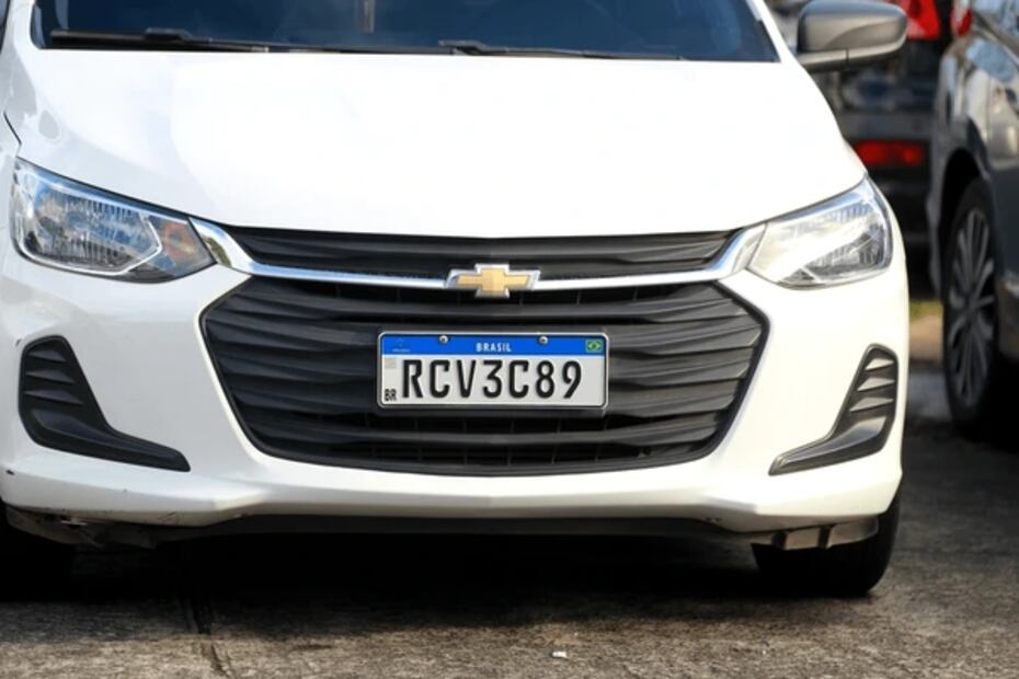 Placas de auto. Foto: Shutterstock